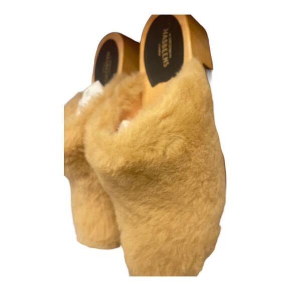 NWB Swedish Hasbeens Fluff Clog Genuine Shearling Upper Block Heel Size 40/10 - Picture 6 of 10